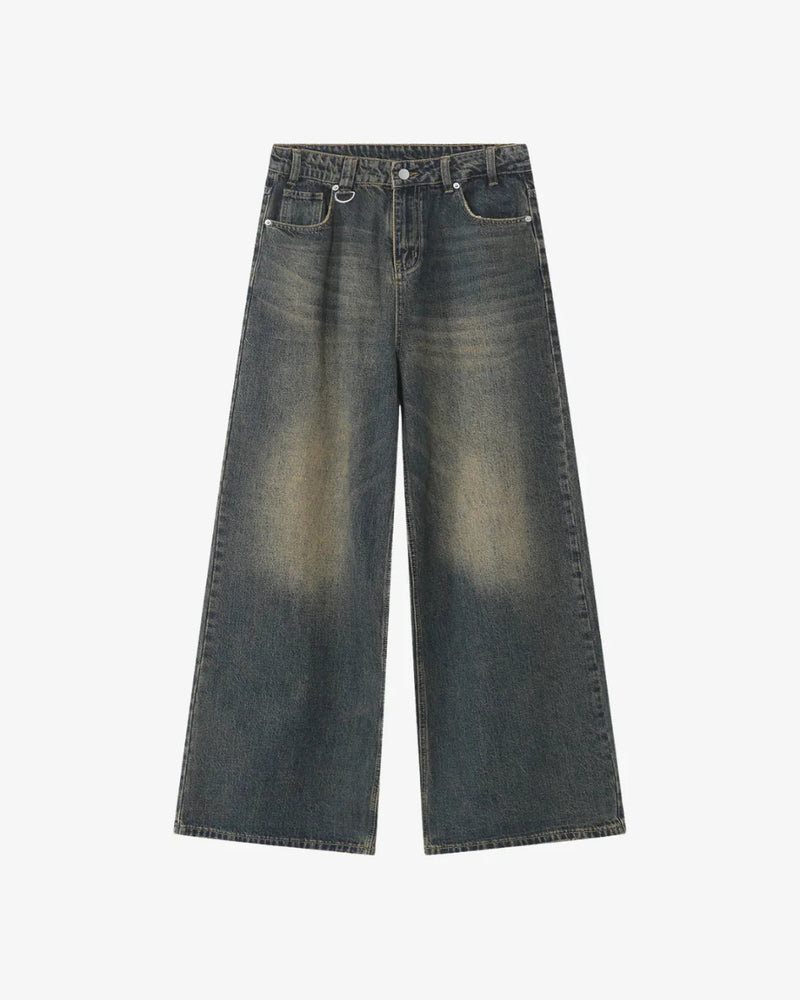 THE STRAIGHT FADED JEANS